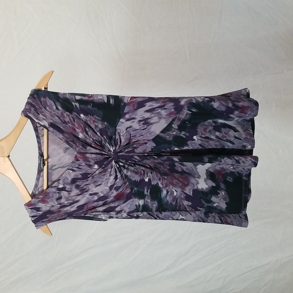 Daisy Fuentes tank top